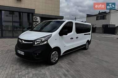 Opel Vivaro  2016