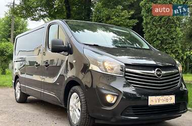 Opel Vivaro  2016