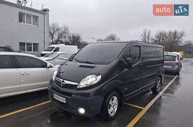 Opel Vivaro  2012