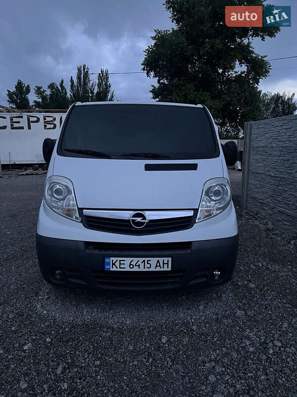 Вантажний фургон Opel Vivaro