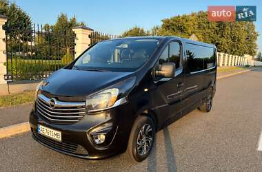 Opel Vivaro 2015