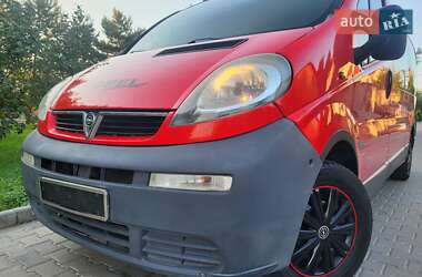 Opel Vivaro  2003
