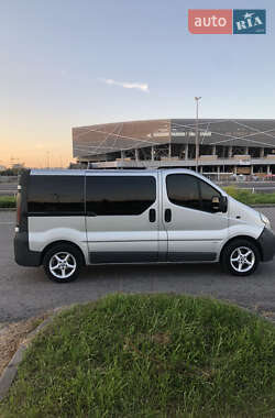 Opel Vivaro  2002