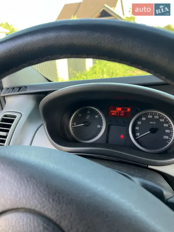 Opel Vivaro 2014
