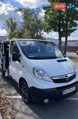 Opel Vivaro  2008