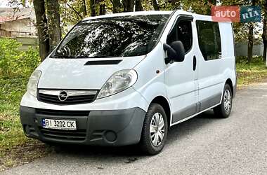 Opel Vivaro  2012
