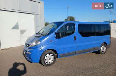 Opel Vivaro  2003