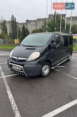 Opel Vivaro  2010