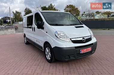 Opel Vivaro  2014