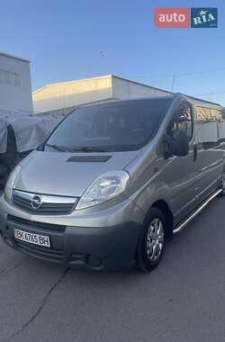 Opel Vivaro  2007