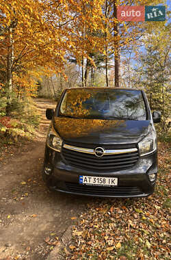 Opel Vivaro  2015