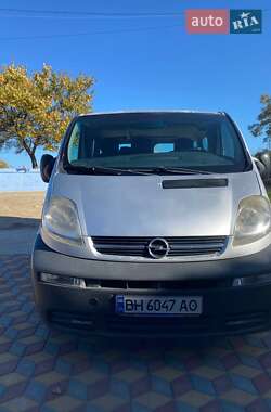 Opel Vivaro 2005