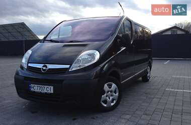 Opel Vivaro 2012