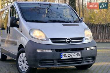 Opel Vivaro 2003