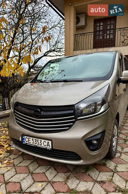 Opel Vivaro  2015