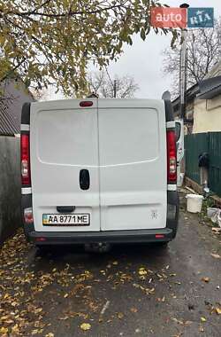 Opel Vivaro  2012