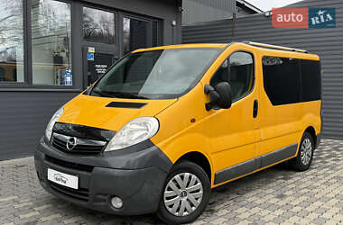 Opel Vivaro  2014
