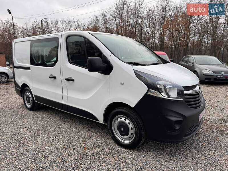 Вантажний фургон Opel Vivaro