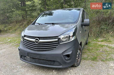 Opel Vivaro  2015