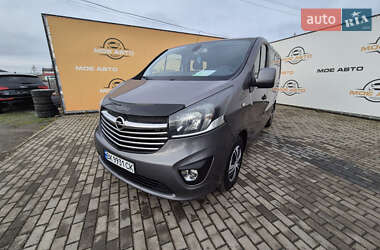 Opel Vivaro  2015