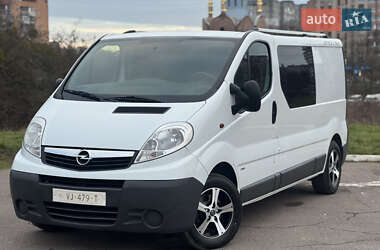 Opel Vivaro  2014