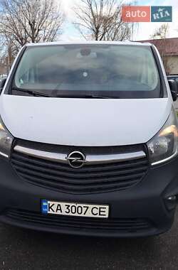 Opel Vivaro 2015