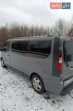 Opel Vivaro  2015