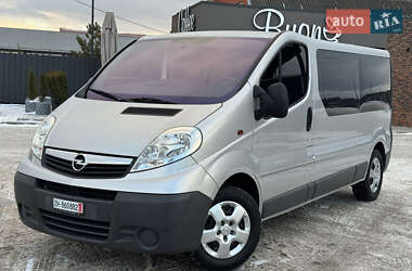 Opel Vivaro  2012