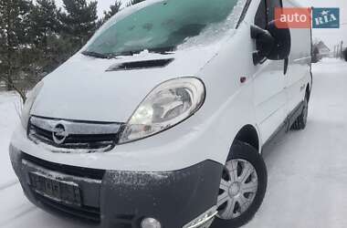 Opel Vivaro  2012