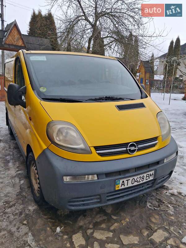 Вантажний фургон Opel Vivaro