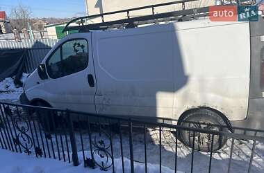 Opel Vivaro  2004