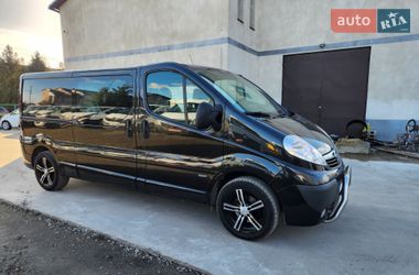 Opel Vivaro  2012