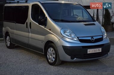 Opel Vivaro 2011