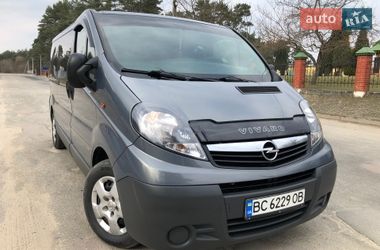 Opel Vivaro 2011