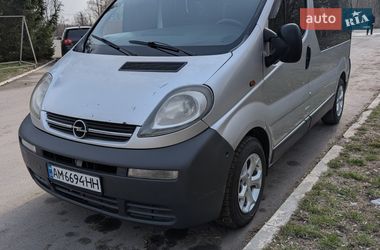 Opel Vivaro  2006