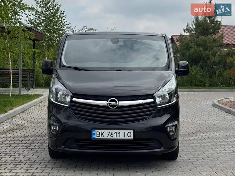 Opel Vivaro 2014