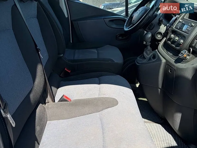 Opel Vivaro 2014