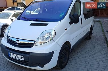 Opel Vivaro  2012
