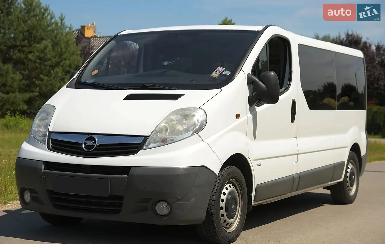 2011 Opel Vivaro - фото 1