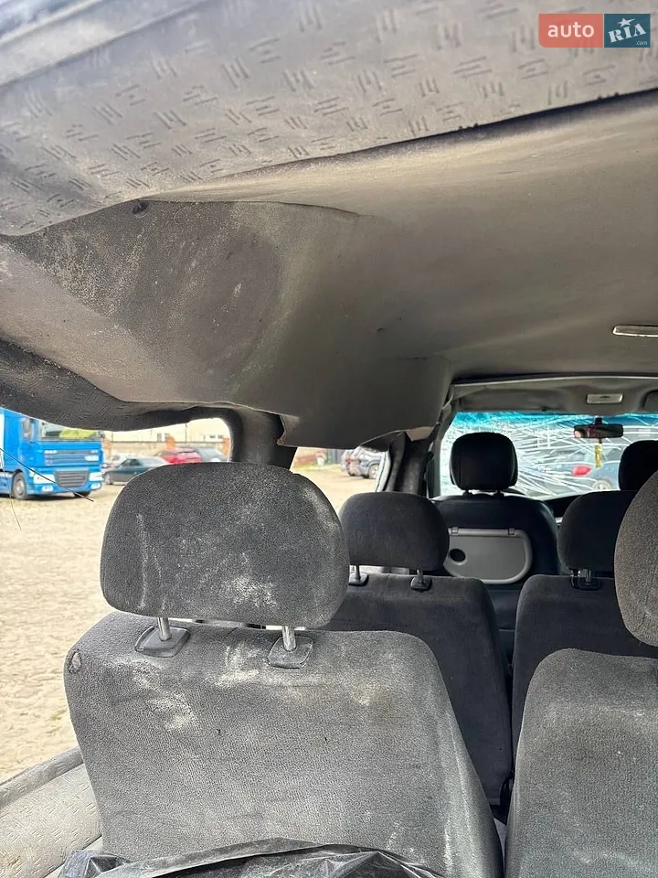 2011 Opel Vivaro - мініатюра 2