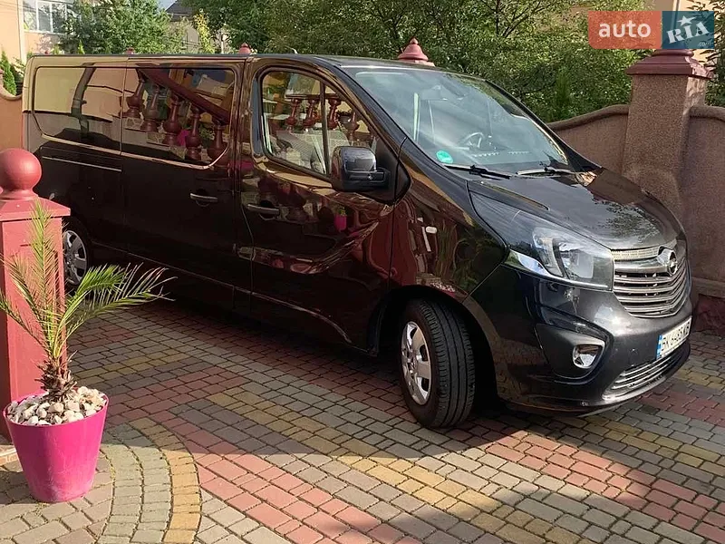 Opel Vivaro 2016