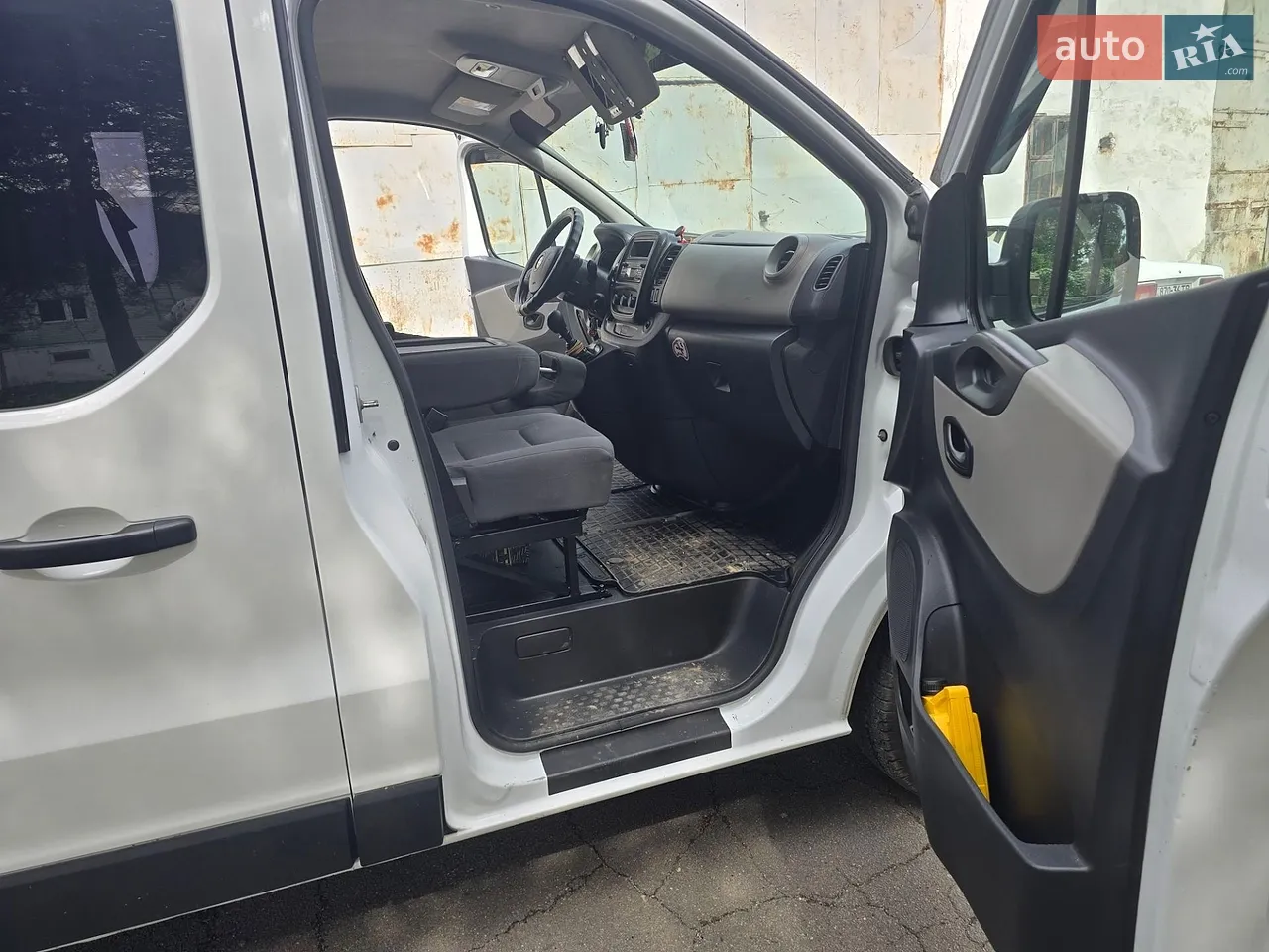 2015 Opel Vivaro - мініатюра 4