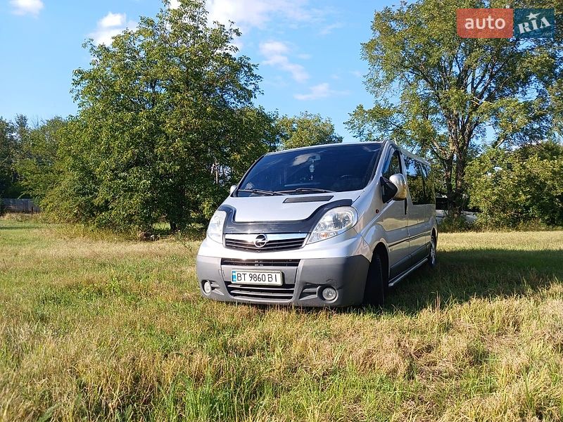 Минивэн Opel Vivaro 2007 в Каменском