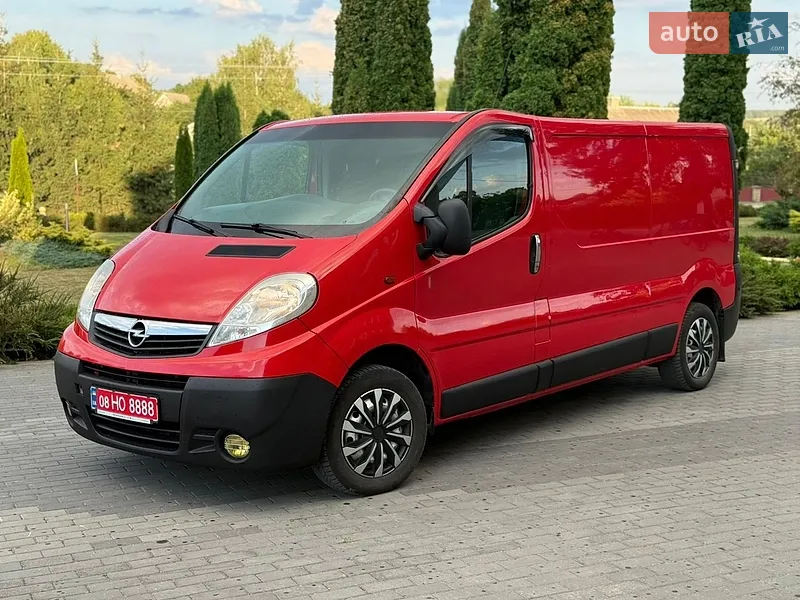 Opel Vivaro 2011