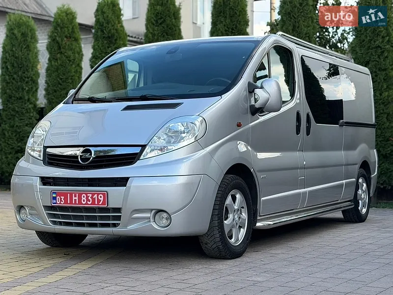 Opel Vivaro 2012