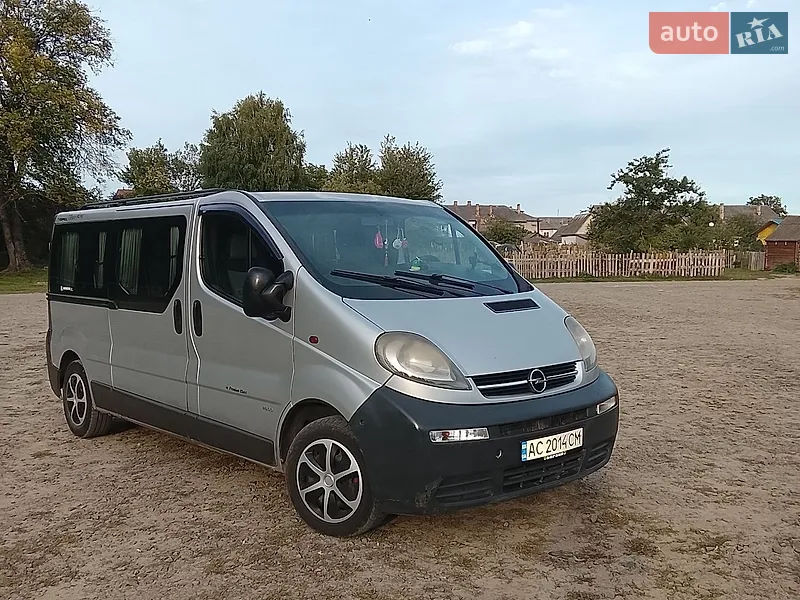 Opel Vivaro 2004