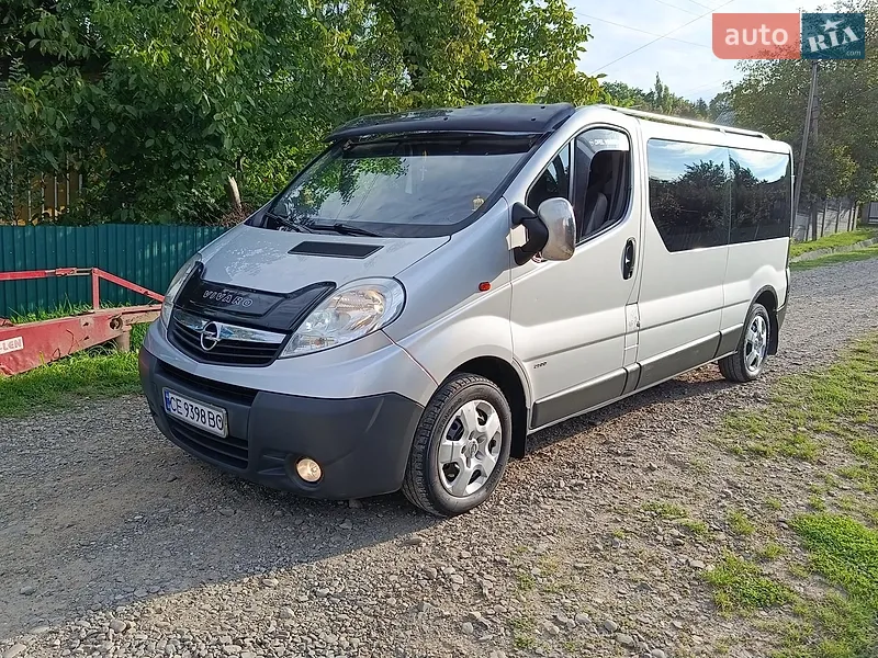 Opel Vivaro 2012