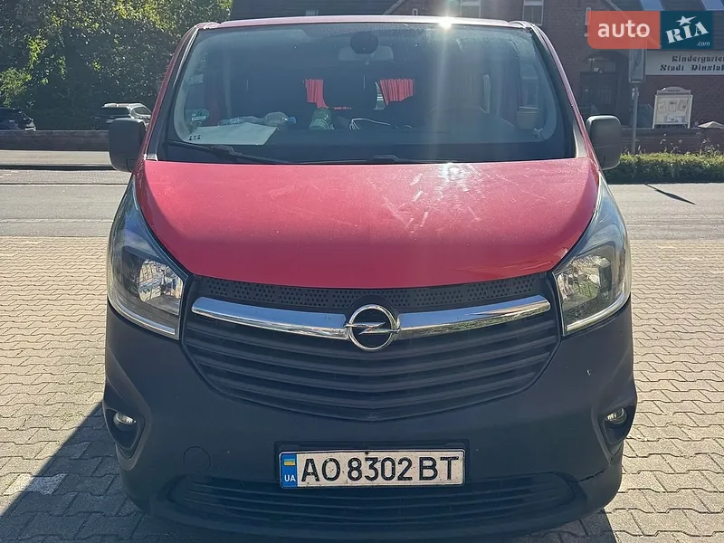 Opel Vivaro 2015
