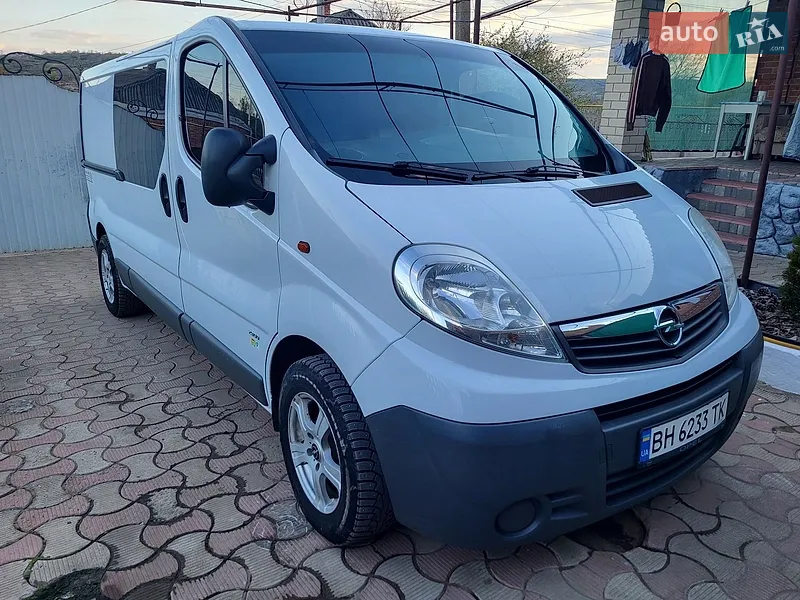 Opel Vivaro 2014