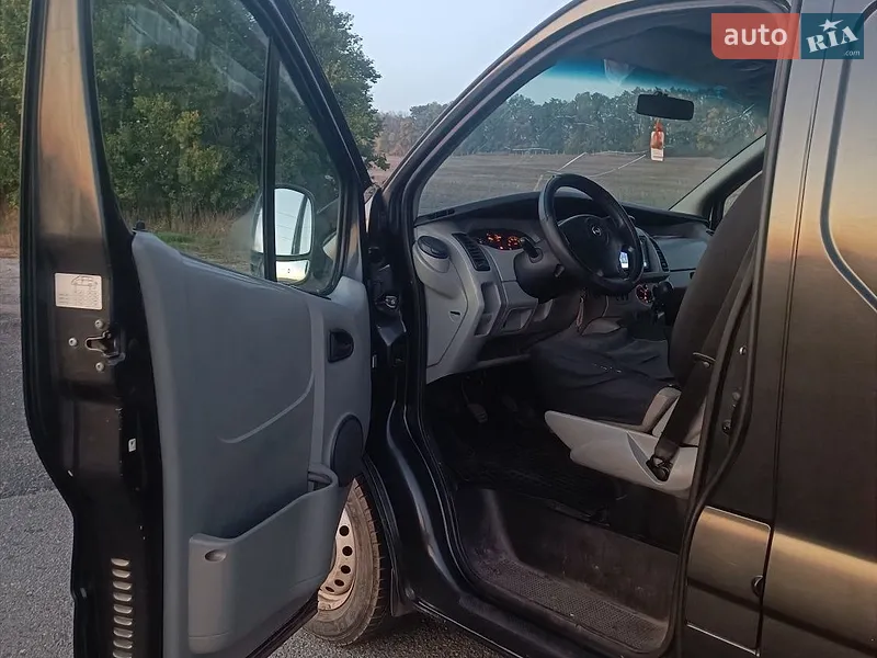 Opel Vivaro 2004